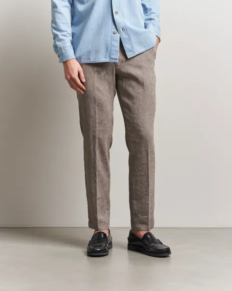 Trouver un pantalon chino en toile pour homme à Lyon