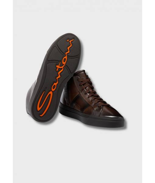 Comment choisir votre pointure de chaussures Santoni pour hommes à Lyon ?