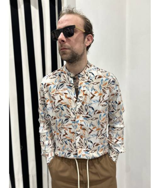 Où Trouver des T-Shirts, Chemises Over-D pour Homme à Lyon ?