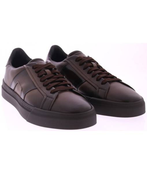 Comment choisir votre pointure de chaussures Santoni pour hommes à Lyon ?