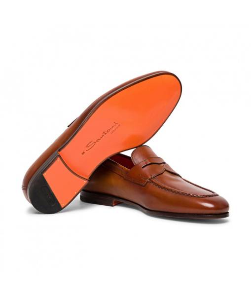 Comment choisir votre pointure de chaussures Santoni pour hommes à Lyon ?