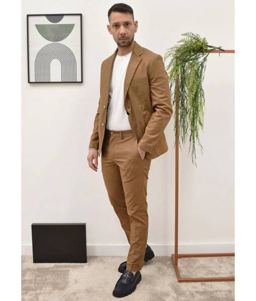 Où Trouver des T-Shirts, Chemises Over-D pour Homme à Lyon ?